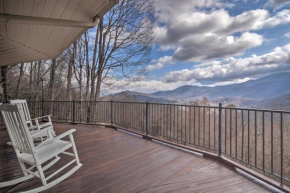Charming Burnsville Apt with Mountain Views and Deck! Burnsville